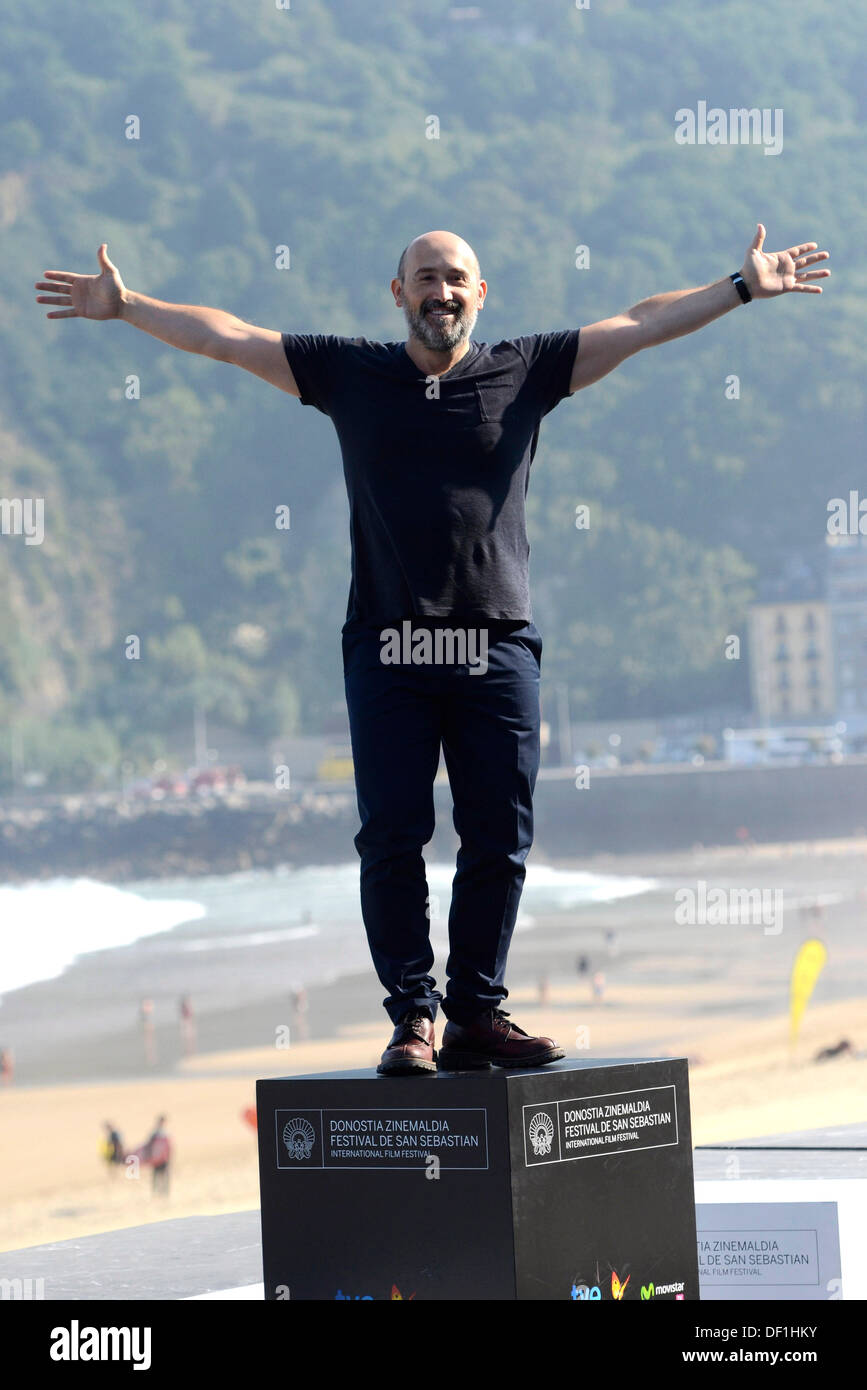 San Sebastian, Spagna. 24Sep, 2013. Javier Camara durante il 'è facile vivere con gli occhi chiusi / Vivir es fácil con los ojos cerrados' photocall in corrispondenza della 61a San Sebastian Film Festival internazionale su Settembre 24, 2013 © dpa picture alliance/Alamy Live News Foto Stock