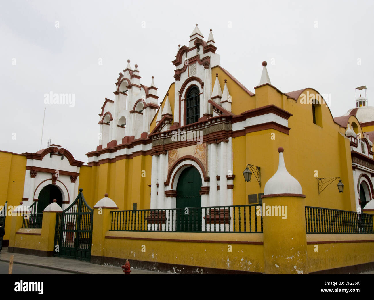 Il Perù. La città di Trujillo. chiesa di La Compañia (XVII secolo). Foto Stock
