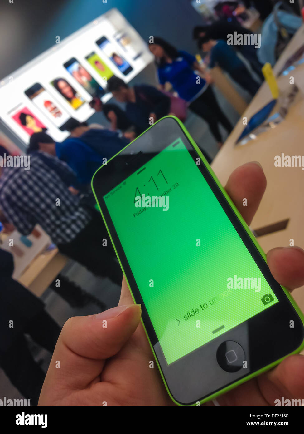 Nuovo lancio di iPhone in Canada Foto Stock