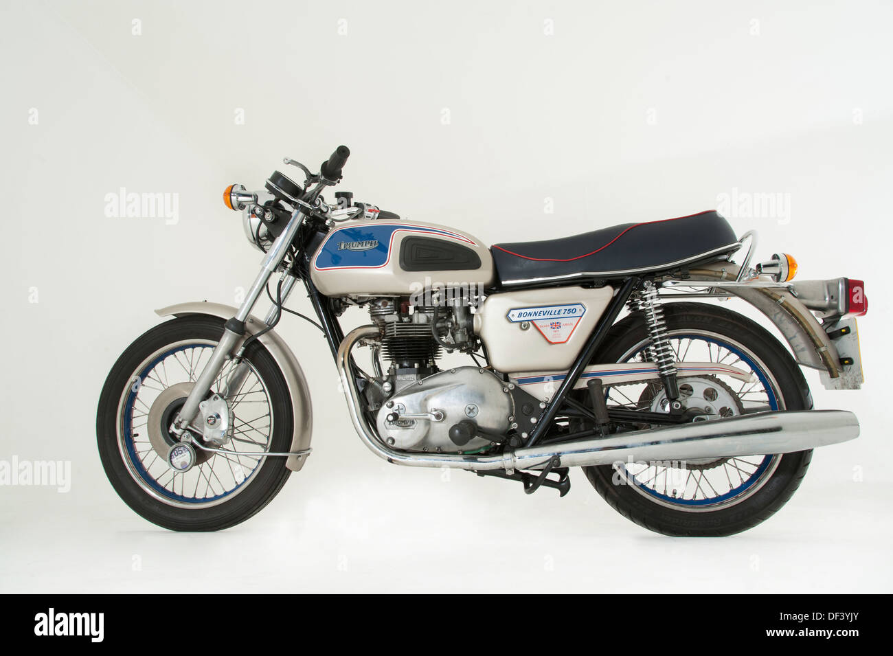 1977 Triumph Bonneville 750cc Giubileo Foto stock - Alamy