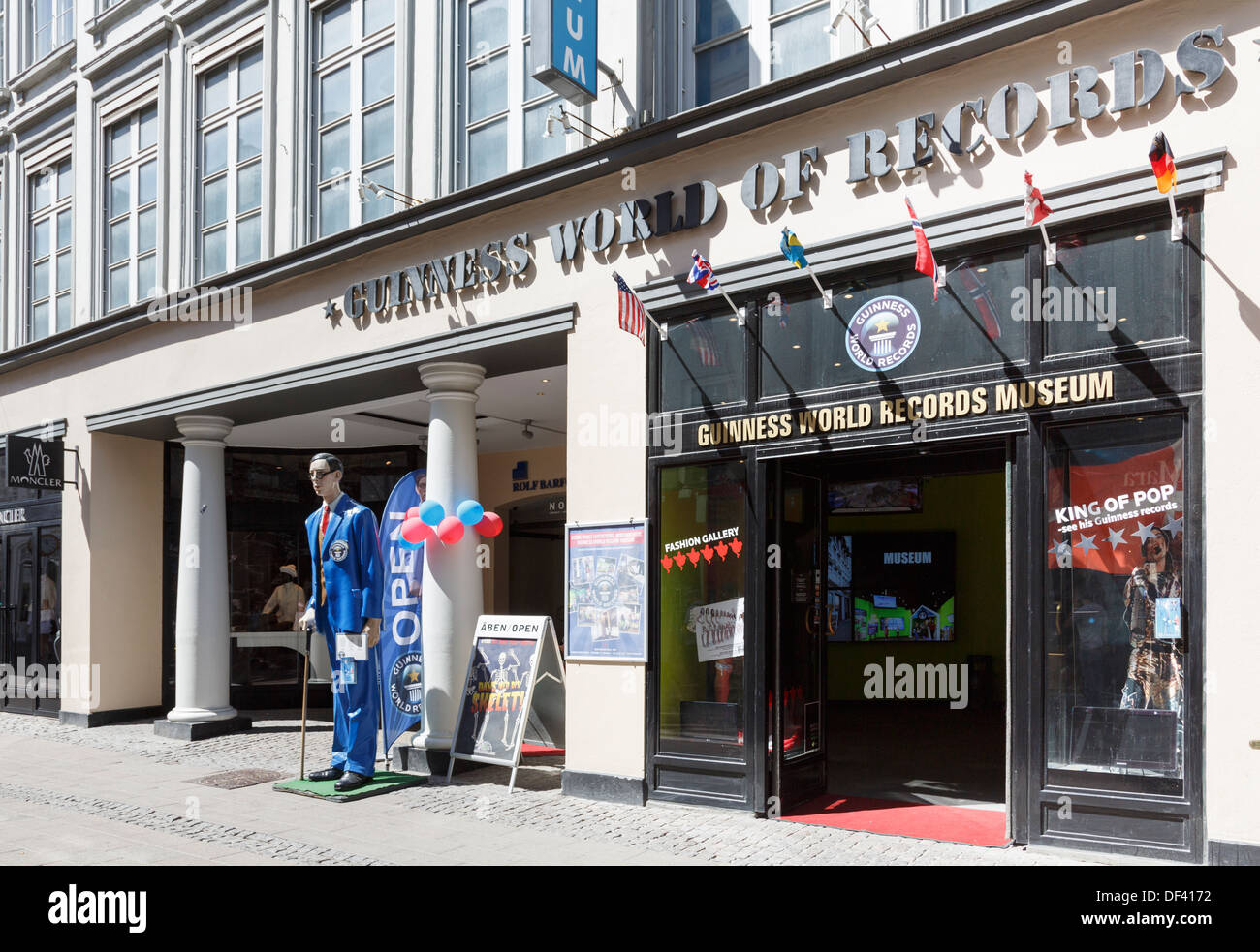 Il Guinness World Record del museo ingresso anteriore in Stroget street, Copenaghen, Zelanda, Danimarca e Scandinavia Foto Stock