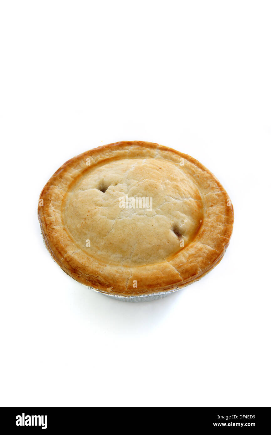 Una gustosa torta a base di carne con pasta frolla studio isolato Foto Stock