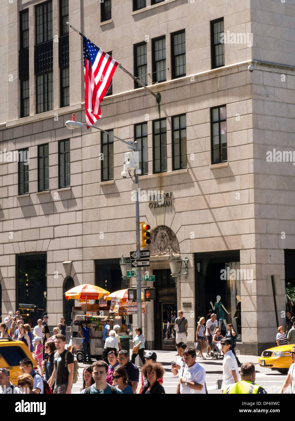 Bergdorf Goodman Department Store sulla Fifth Avenue, New York Foto Stock