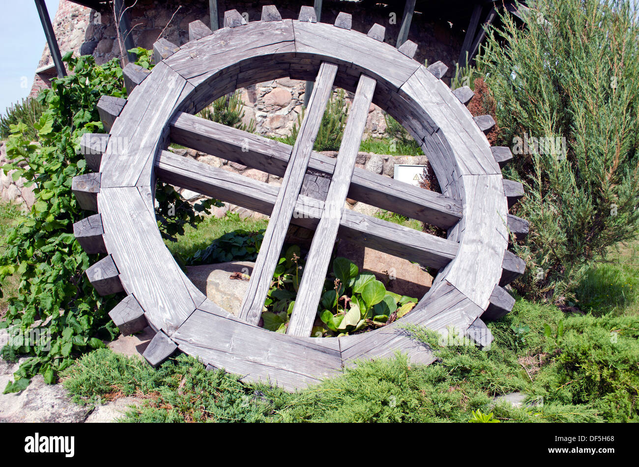 Vecchio di legno antico mulino a ruota di costruzione Foto Stock