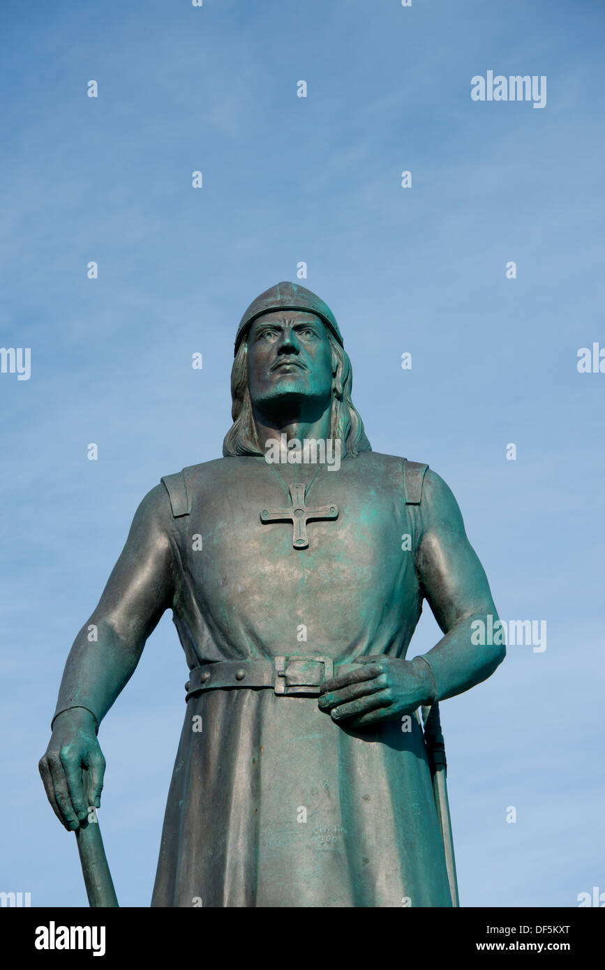 La Groenlandia, Tunulliarfik (aka Erik's Fjord), Qassiarsuk. Brattahlid, Erik il Rosso orientale dell'insediamento. Leif Erikson statua. Foto Stock