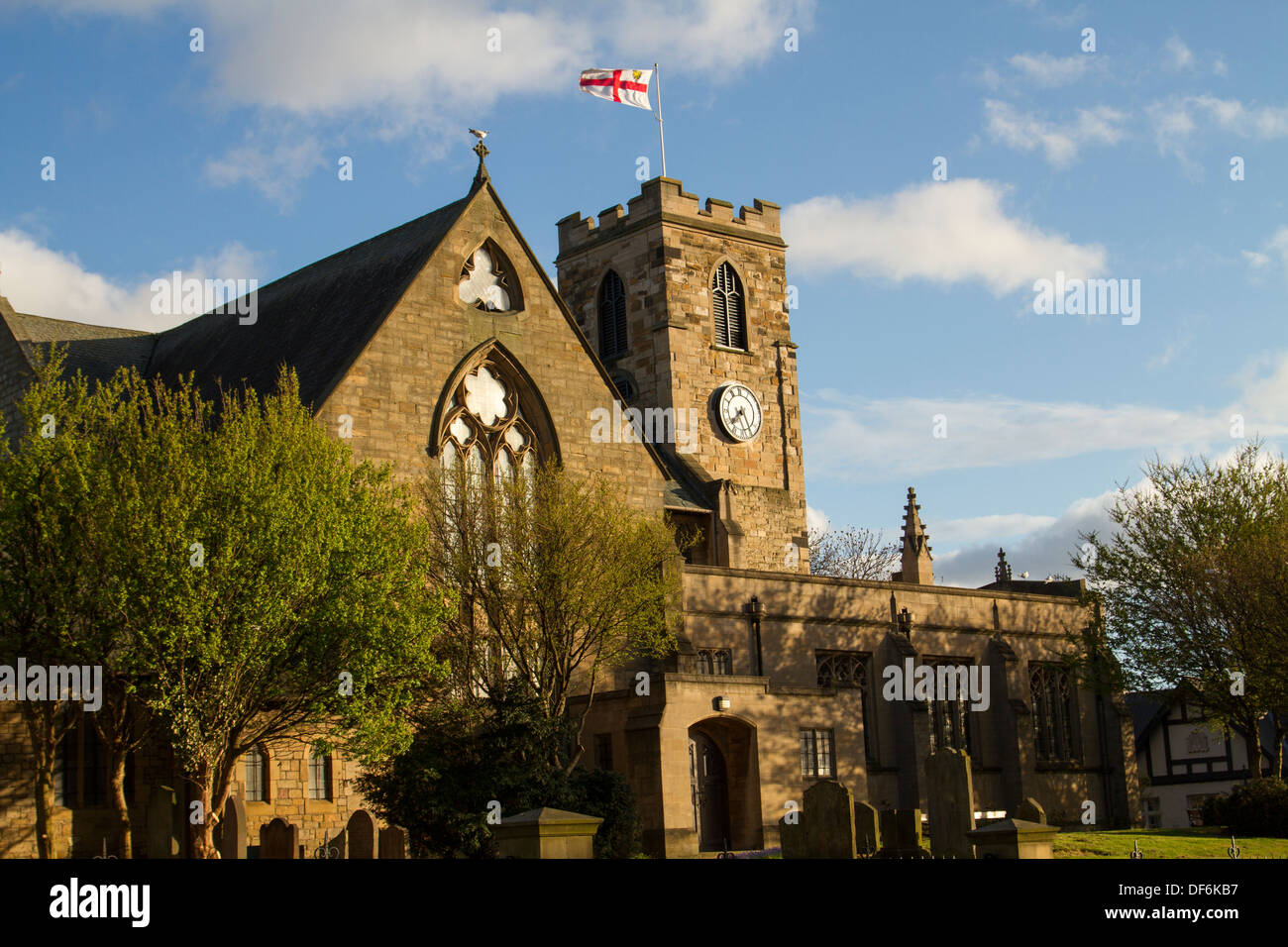 Il ministro della chiesa di San Michele e Tutti gli Angeli, con St Hilda & Benedetto Biscop a Sunderland Nord Est Inghilterra Foto Stock