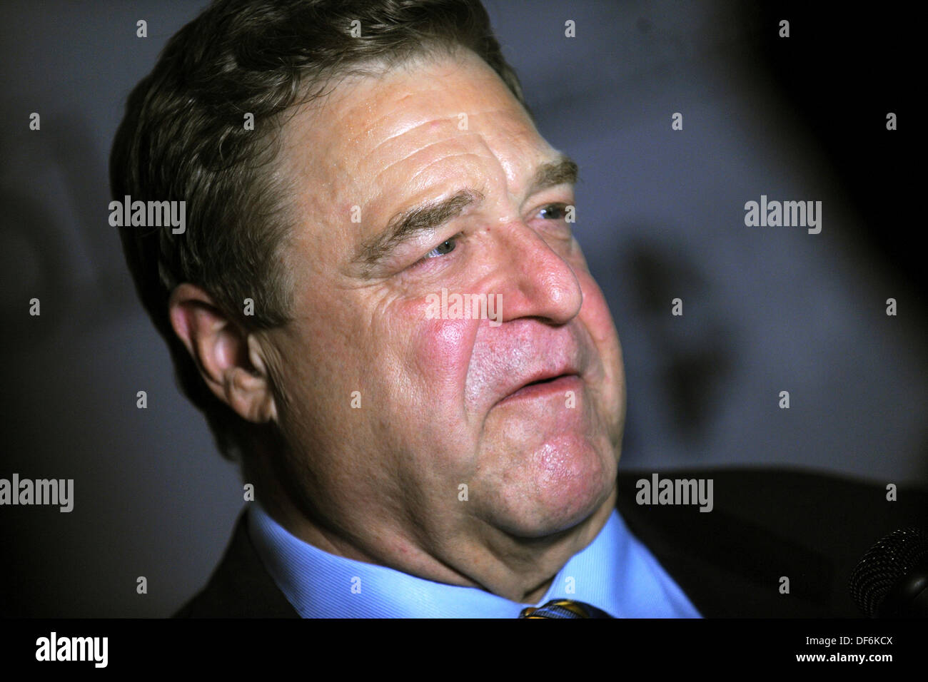 La città di New York, Stati Uniti d'America. 28 Sett 2013. John Goodman assiste il 'All'interno Lleywn Davis' premiere durante il cinquantunesimo New York Film Festival di Alice Tully Hall presso il Lincoln Center. © dpa picture alliance/Alamy Live News Foto Stock