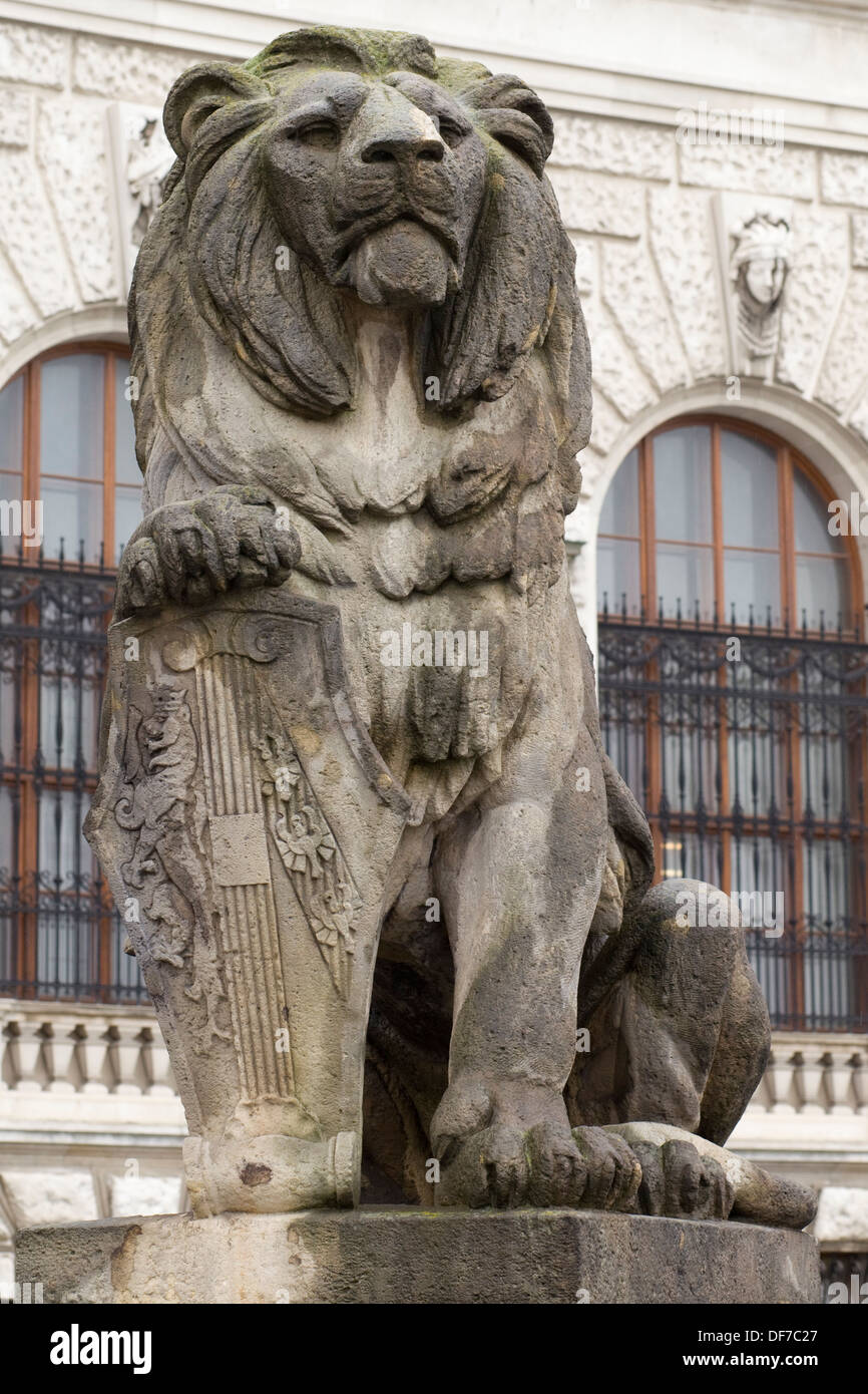 Leone di pietra Statua di guardia Foto Stock