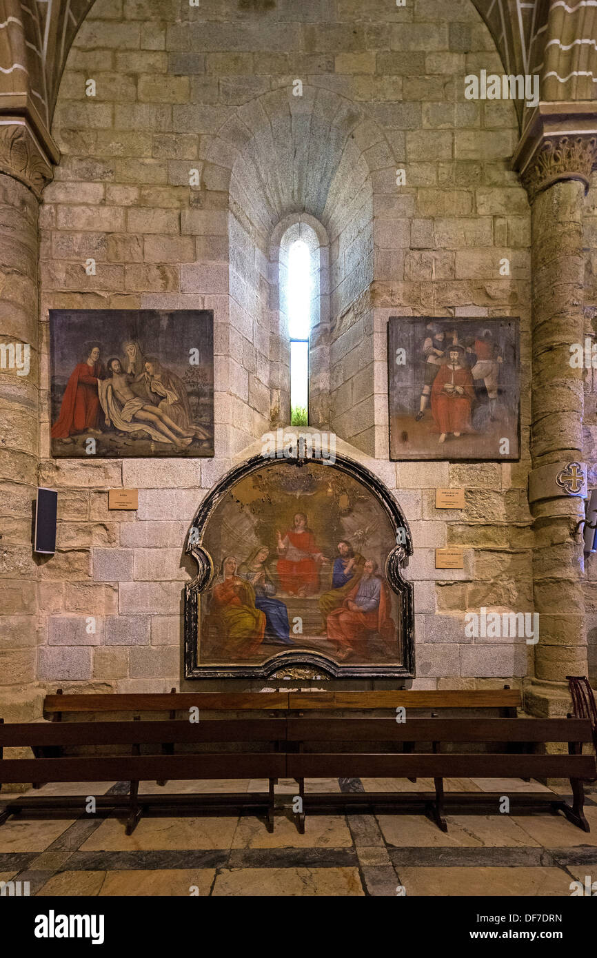 Le immagini dei santi nella Cattedrale Basilica di Sé de Nossa Senhora da Assunção, Catedral de Évora, Évora, distretto di Évora Foto Stock