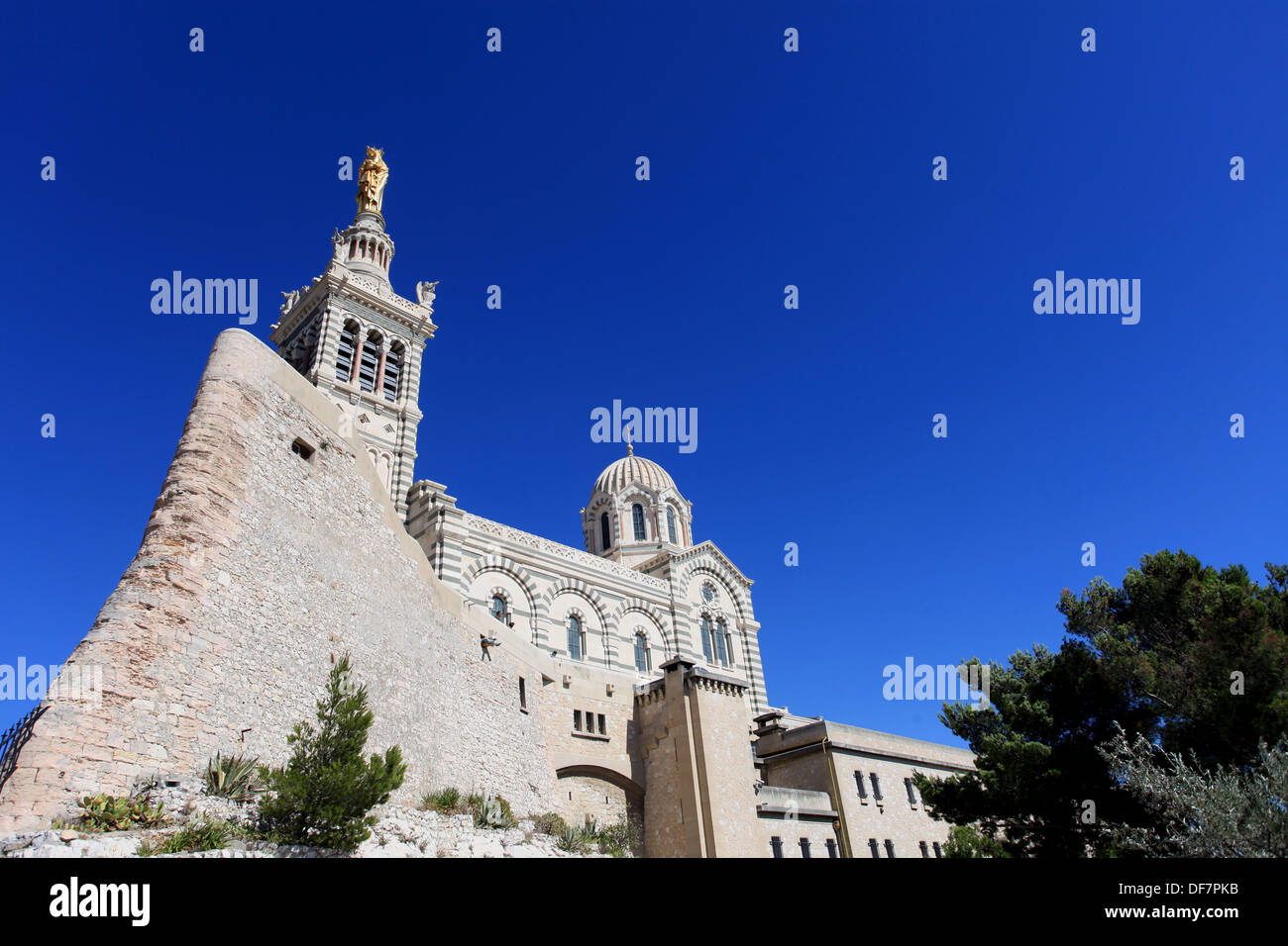 La cattedrale di Notre Dame de la Garde basilica a Marsiglia Foto Stock