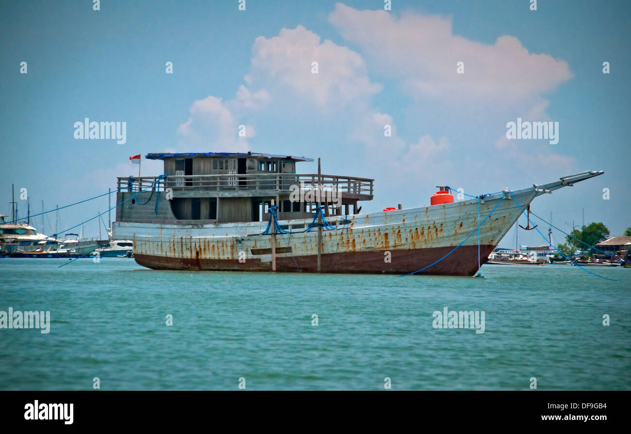 Bali (golette pinisi) in Serangan, il vecchio porto di Bali, Indonesia Foto Stock