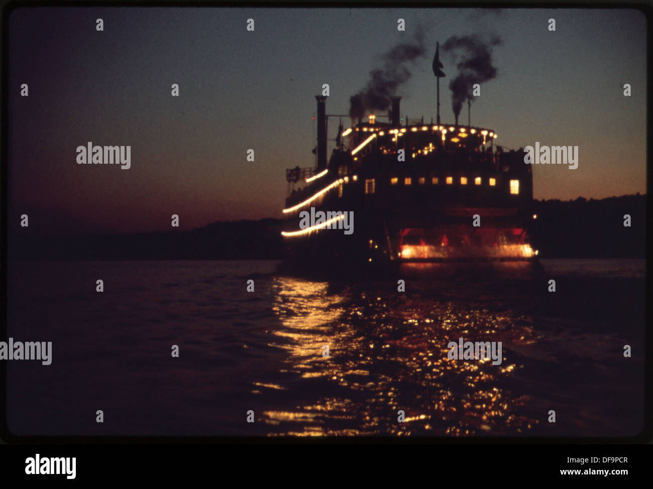 La reginetta di Louisville sul fiume Ohio. (Dai siti mostra. Per altre immagini di questa assegnazione, vedere... 553815 Foto Stock