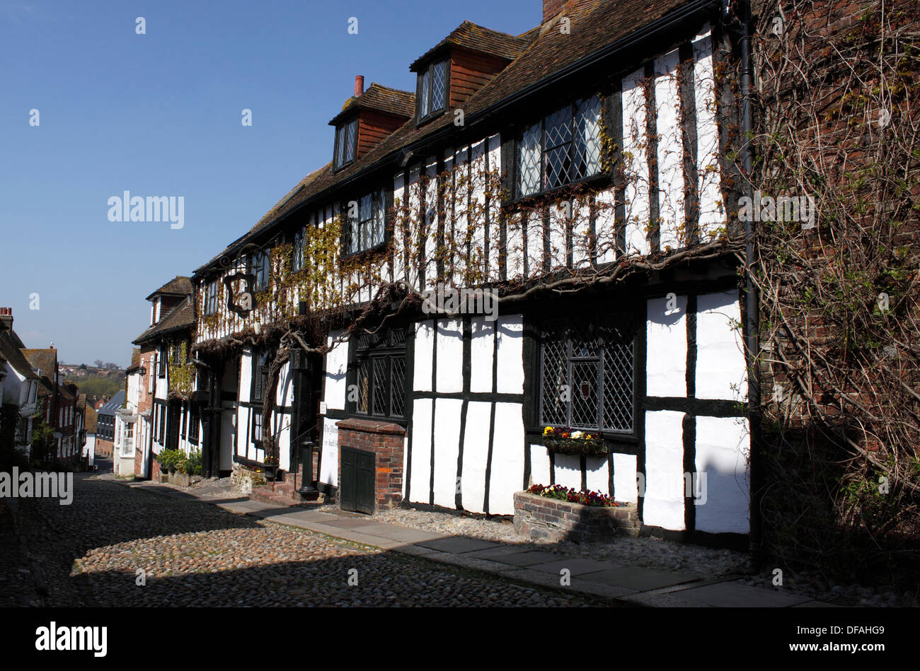 Il Mermaid INN segala ricostruito nel 1420. EAST SUSSEX REGNO UNITO Foto Stock