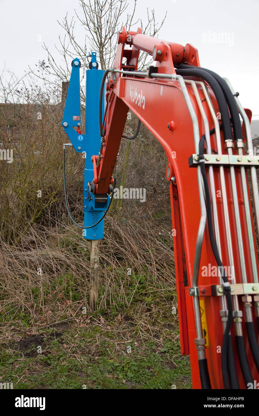 Un Kubota con un post attacco di punzonatura REGNO UNITO Foto Stock