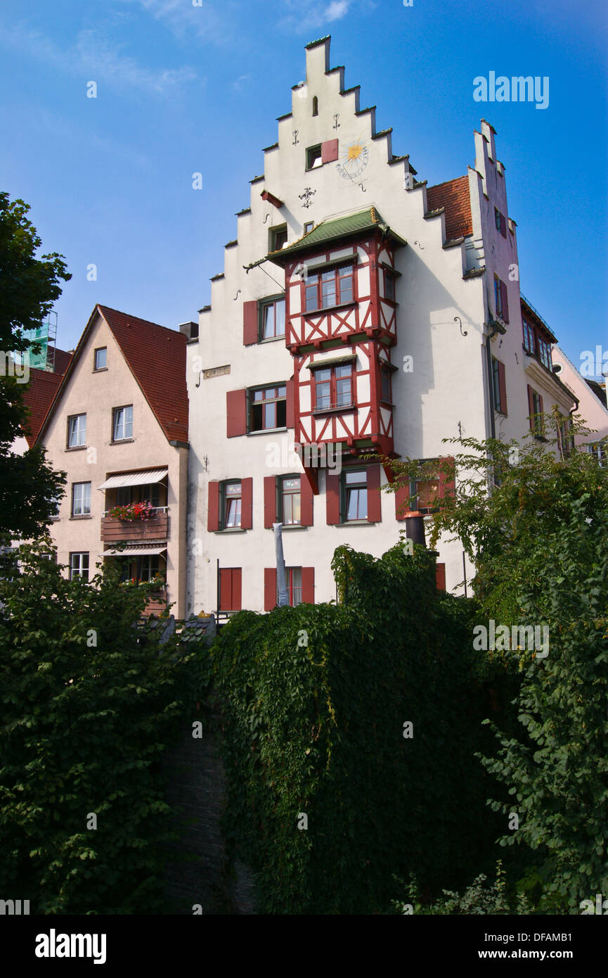 Fachwerk a struttura mista in legno e muratura case medievali dentro le mura della città, Ulm, Baden-Wuerttemberg, Germania Foto Stock