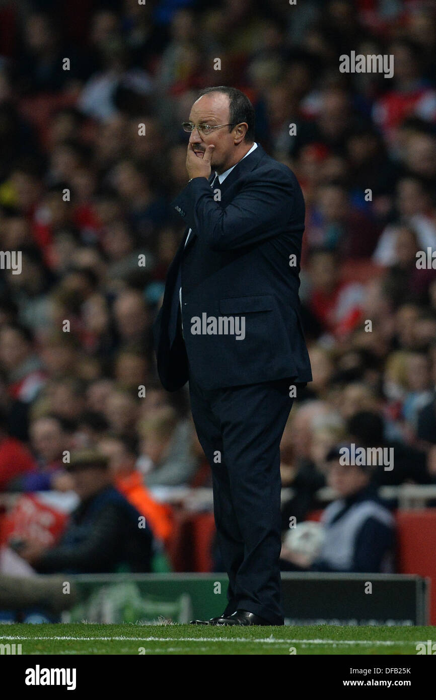 Londra, Regno Unito. 01 ott 2013. Napoli il manager di Rafa Benitez durante la UEFA Champions League match tra Arsenal da Inghilterra e Napoli da Italia ha suonato presso l'Emirates Stadium, l'Ottobre 01, 2013 a Londra, Inghilterra. © Mitchell Gunn/ESPA/Alamy Live News Foto Stock