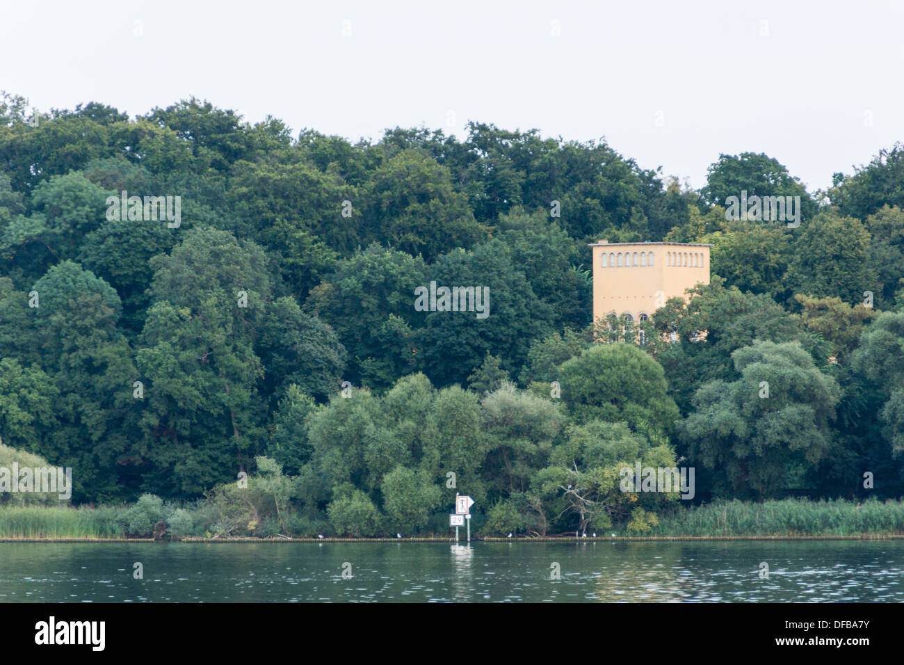 A riva e impressioni intorno al Lago Wannsee e Havel tra Berlino e Potsdam Foto Stock