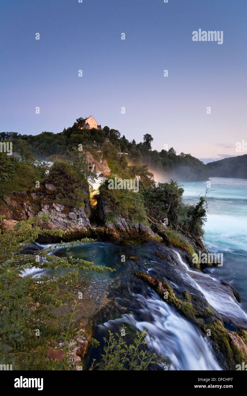 La Svizzera, Sciaffusa, vista di Rhinefall a Sciaffusa Foto Stock