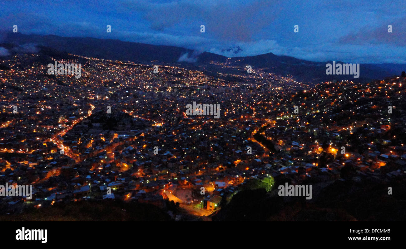 Vista su tutta la città di La Paz in Bolivia Foto Stock