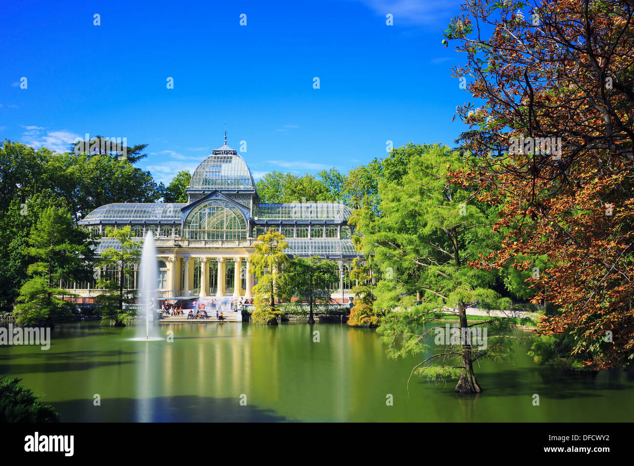 Il palazzo di cristallo (Palacio de Cristal) nel Parco del Retiro,Madrid, Spagna. Foto Stock