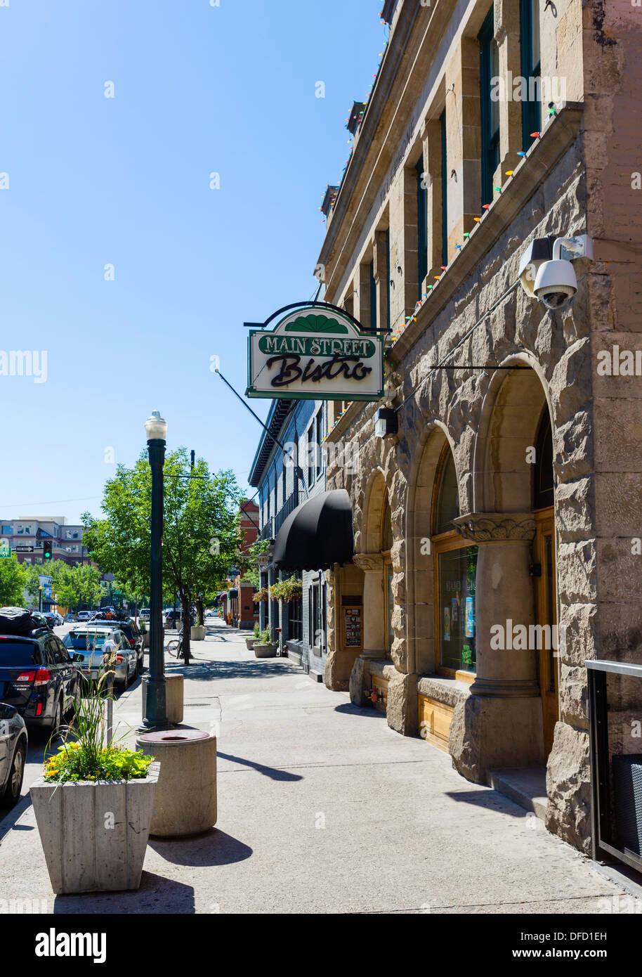 Negozi e ristoranti ad ovest sulla strada principale del centro storico di Boise, Idaho, Stati Uniti d'America Foto Stock