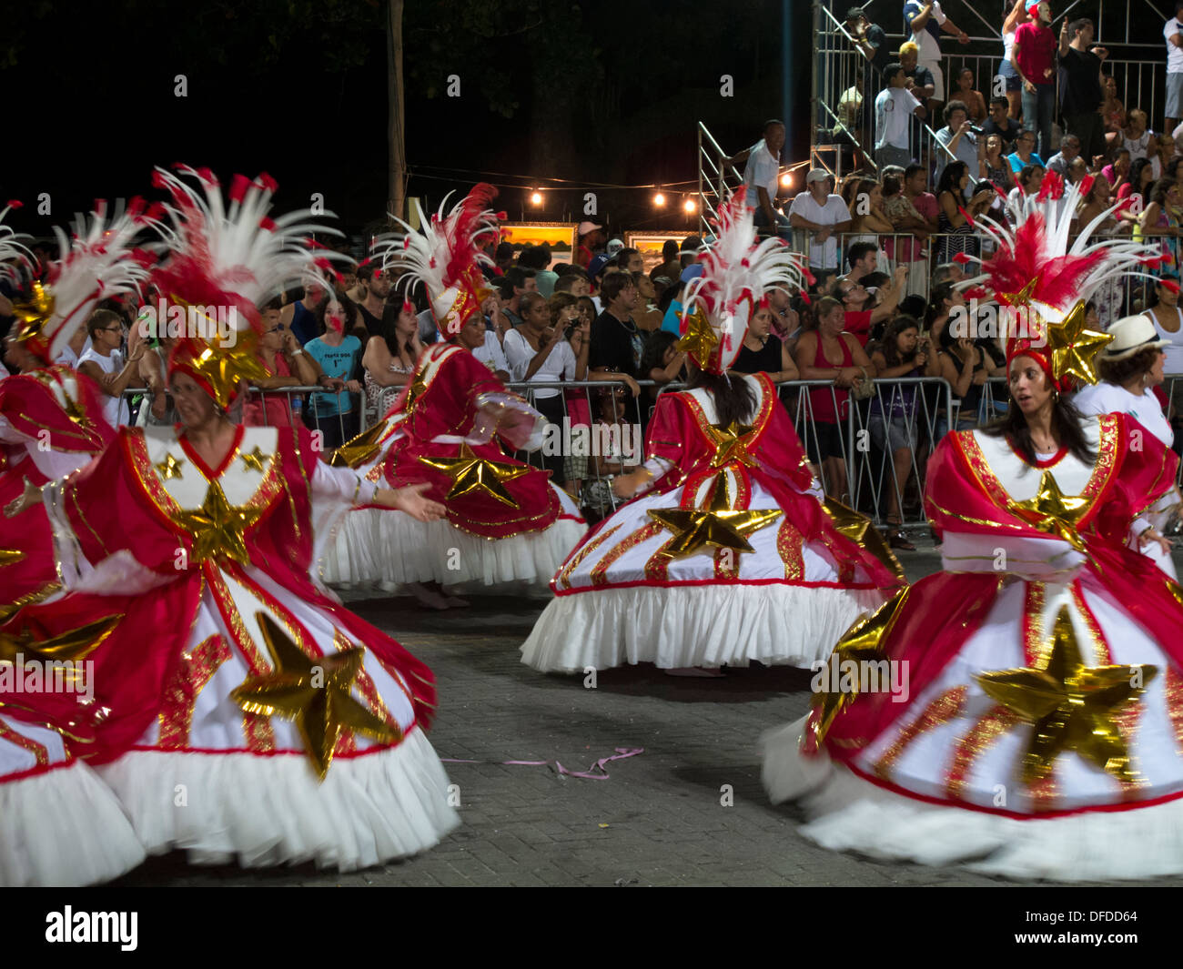 Strada di carnevale a Sao Sebastiao, shore di Sao Paulo, Brasile Foto Stock
