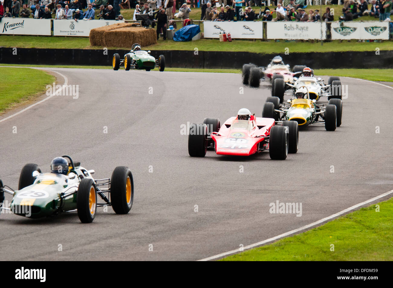Parata di vetture Lotus ha corso da Jim Clark Goodwood Foto Stock