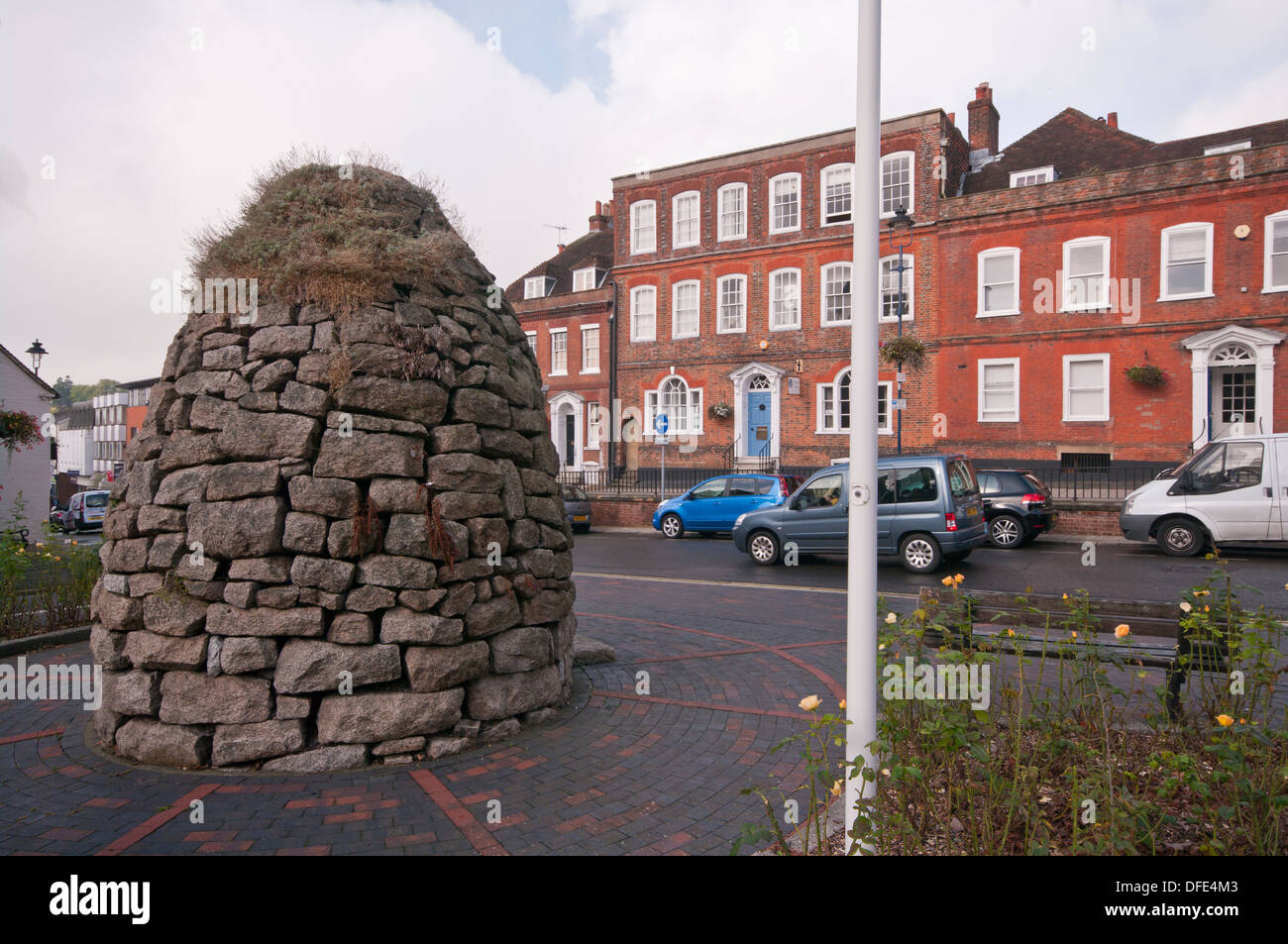 La pietra memoriale di guerra Alton Hampshire England Regno Unito Foto Stock