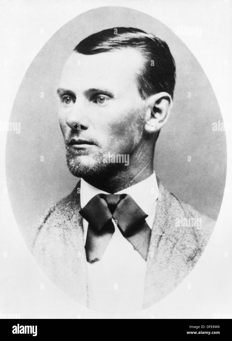 Foto ritratto d'epoca del fuorilegge americano Jesse James (1847 – 1882). Foto circa 1882. Foto Stock