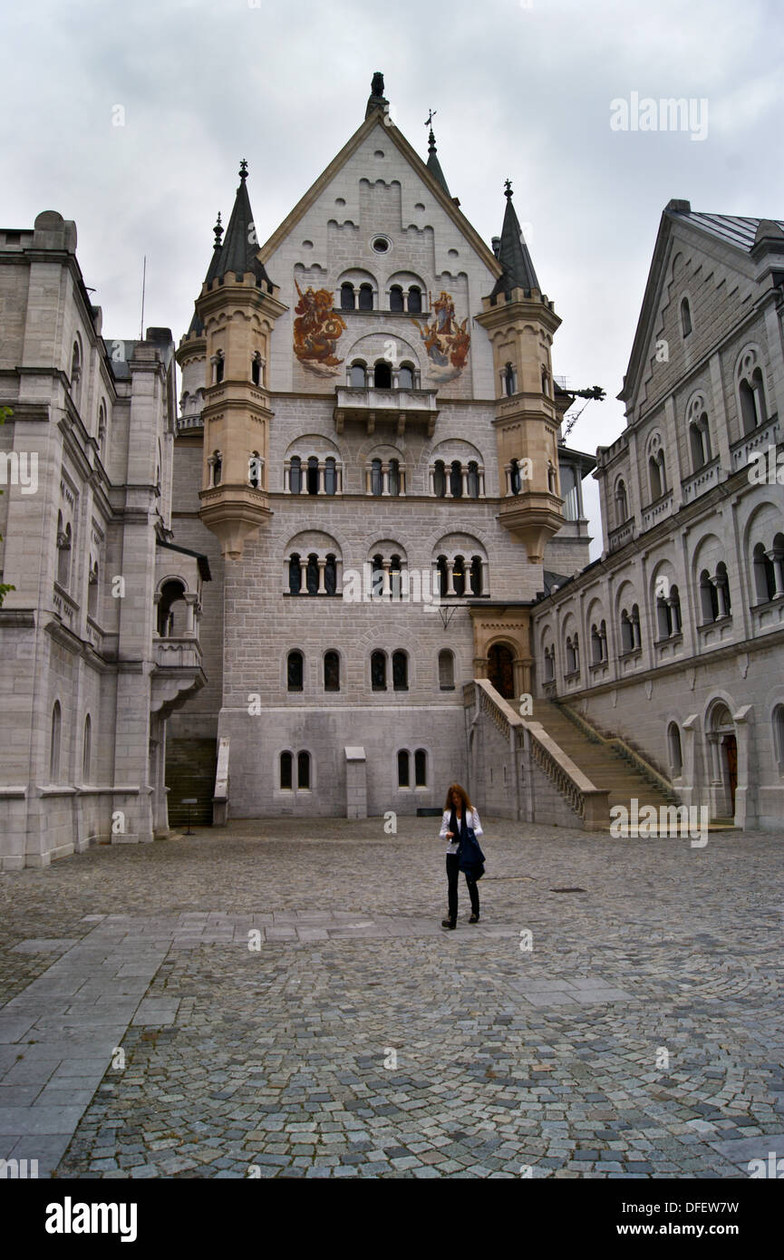 Cortile del Castello di Neuschwanstein e Hohenschwangau, Baviera, Baviera, Germania Foto Stock