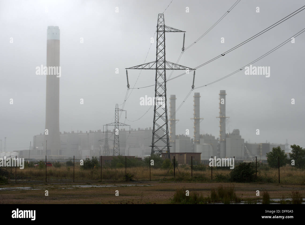 Olio e le centrali a gas, Isola di grano, Kent, Regno Unito Foto Stock