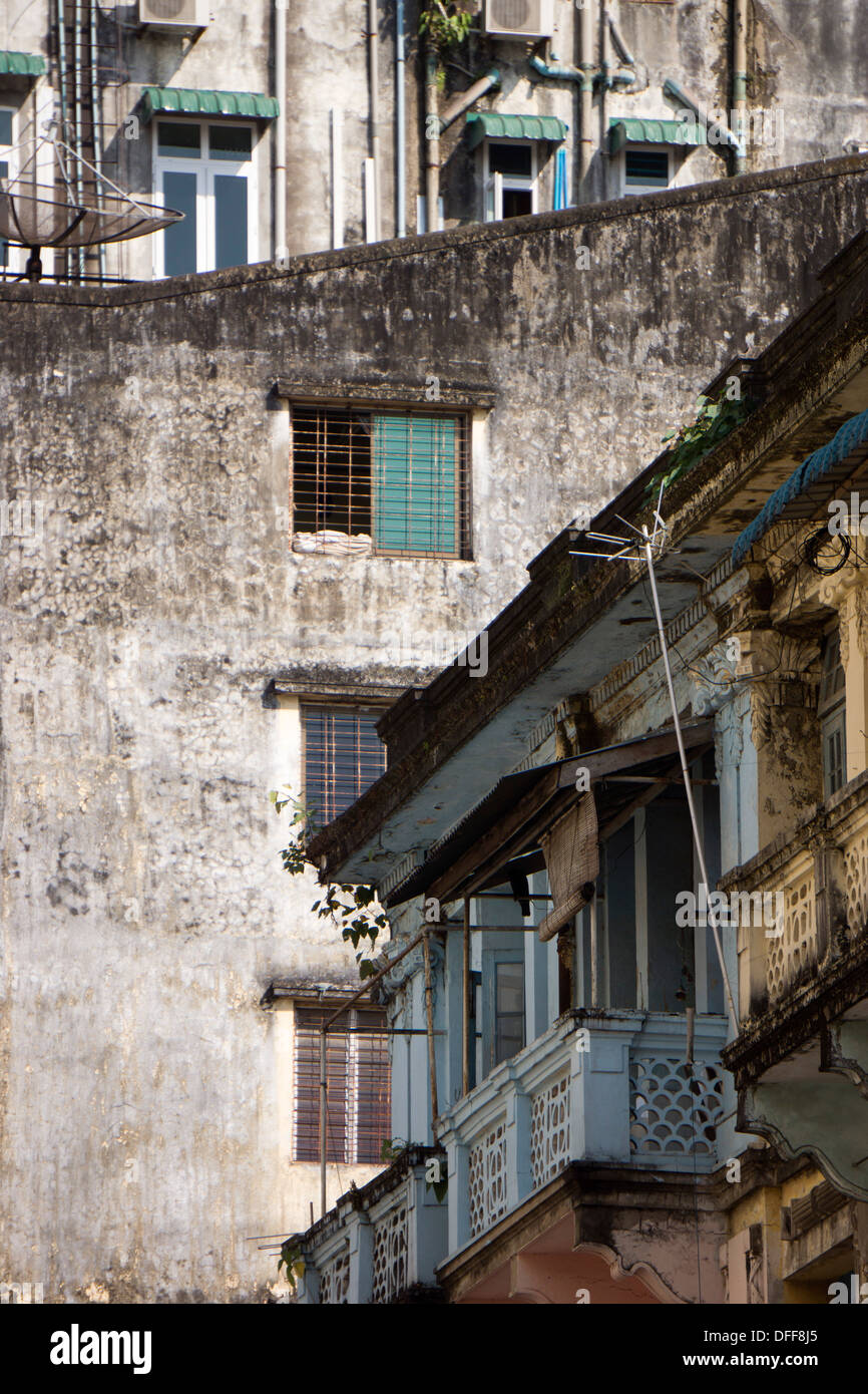 Architettura antica di Yangon Foto Stock