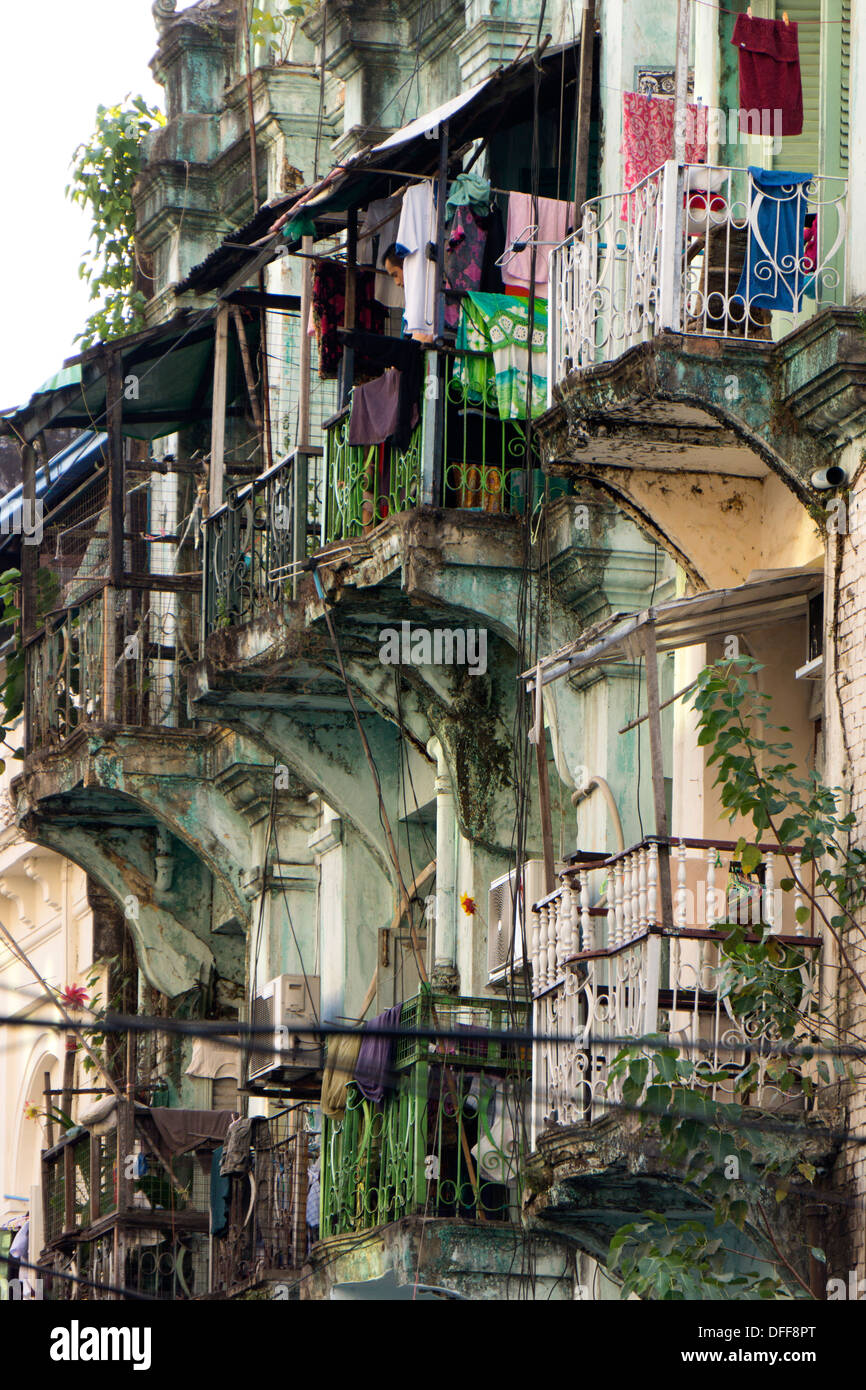 Architettura antica di Yangon Foto Stock
