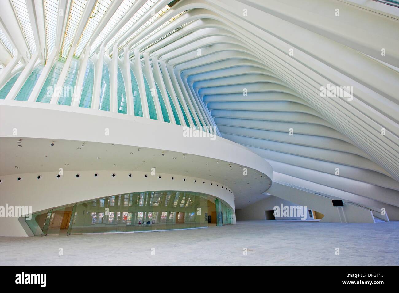 Sale per conferenze e mostre Centro Ciudad de Oviedo da Santiago Calatrava, Oviedo, Asturias, Spagna. Foto Stock