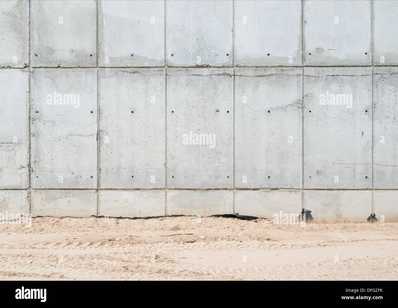 Parete in cemento sfondo, sito in costruzione. Foto Stock