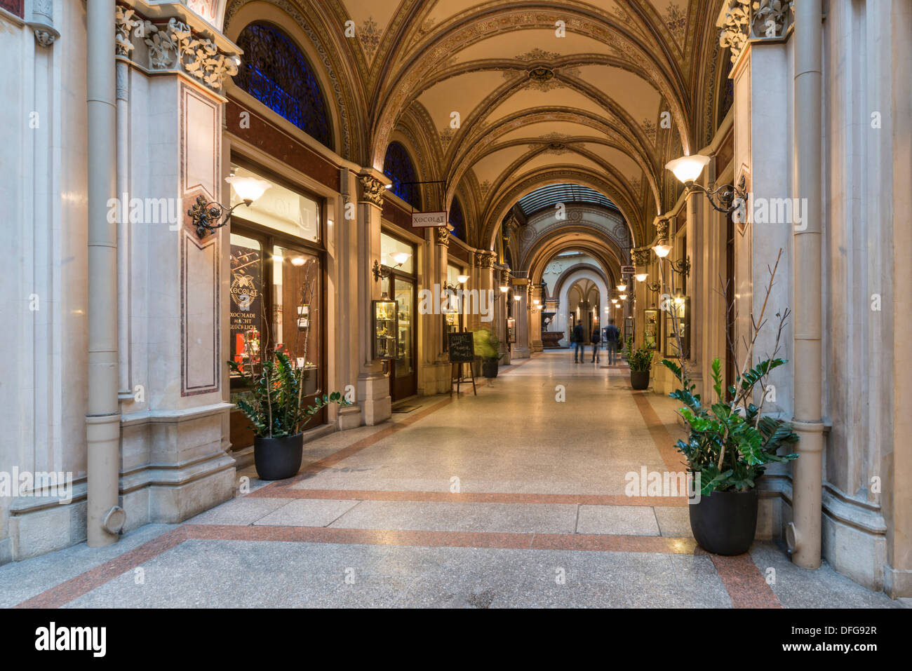 Freyung passaggio o Ferstel passaggio shopping arcade, Innere Stadt, Vienna, Vienna, Austria Foto Stock