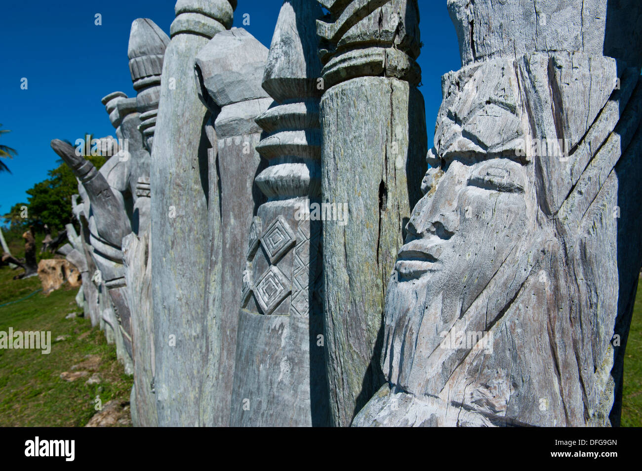 Legno tradizionale carving, Île des Pins, Nuova Caledonia, Francia Foto Stock