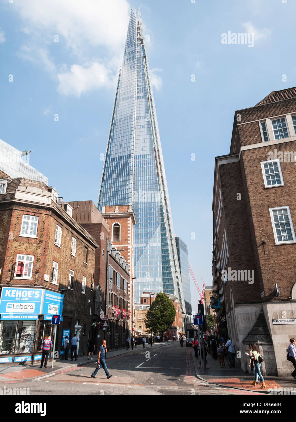 La Shard, un iconico 87 piani di grattacielo vicino al London Bridge, Londra, Regno Unito, a 306m (1004 ft) l'edificio più alto nell'UE. Foto Stock