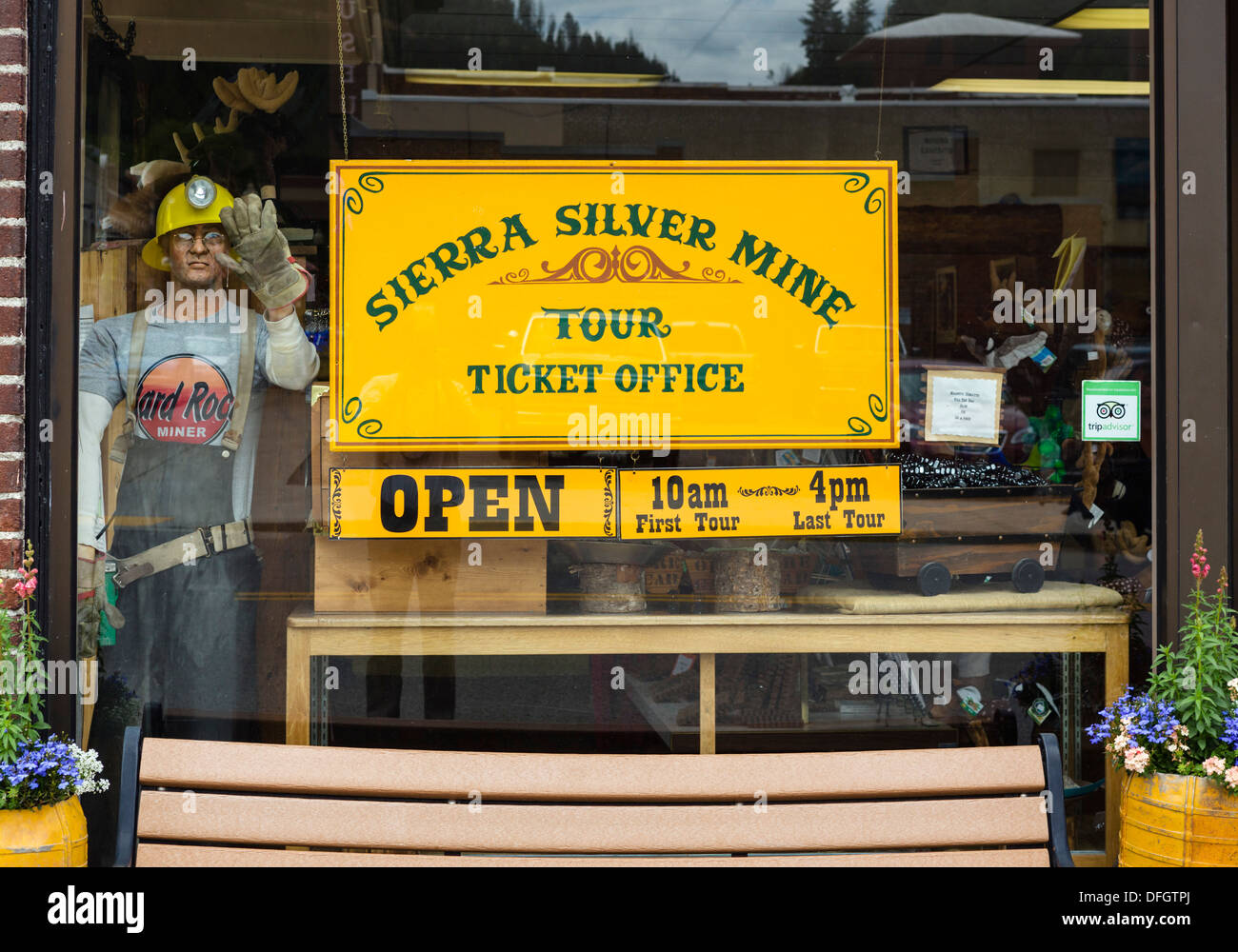 Sierra la miniera d'argento Tour office, Bank Street (strada principale nel centro storico di argento città mineraria di Wallace, Idaho, Stati Uniti d'America Foto Stock