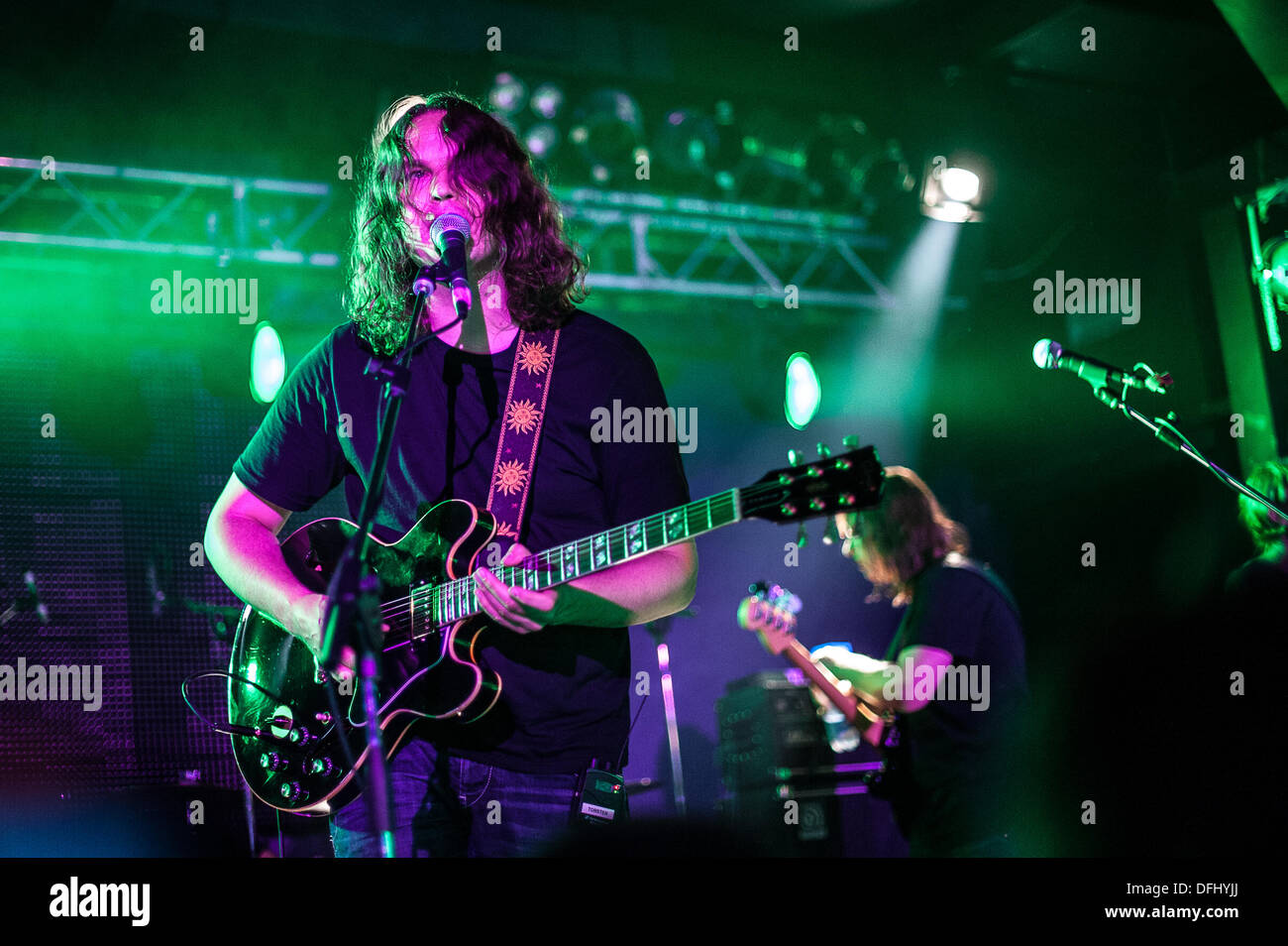 Roma, Italia. 04 ott 2013. Torsten Kinsella , voce e chitarra da Dio è un astronauta, Ciampino (Roma), Italia Orion Club, 4-10-2013 © Roberto Nistri/Alamy Foto Stock