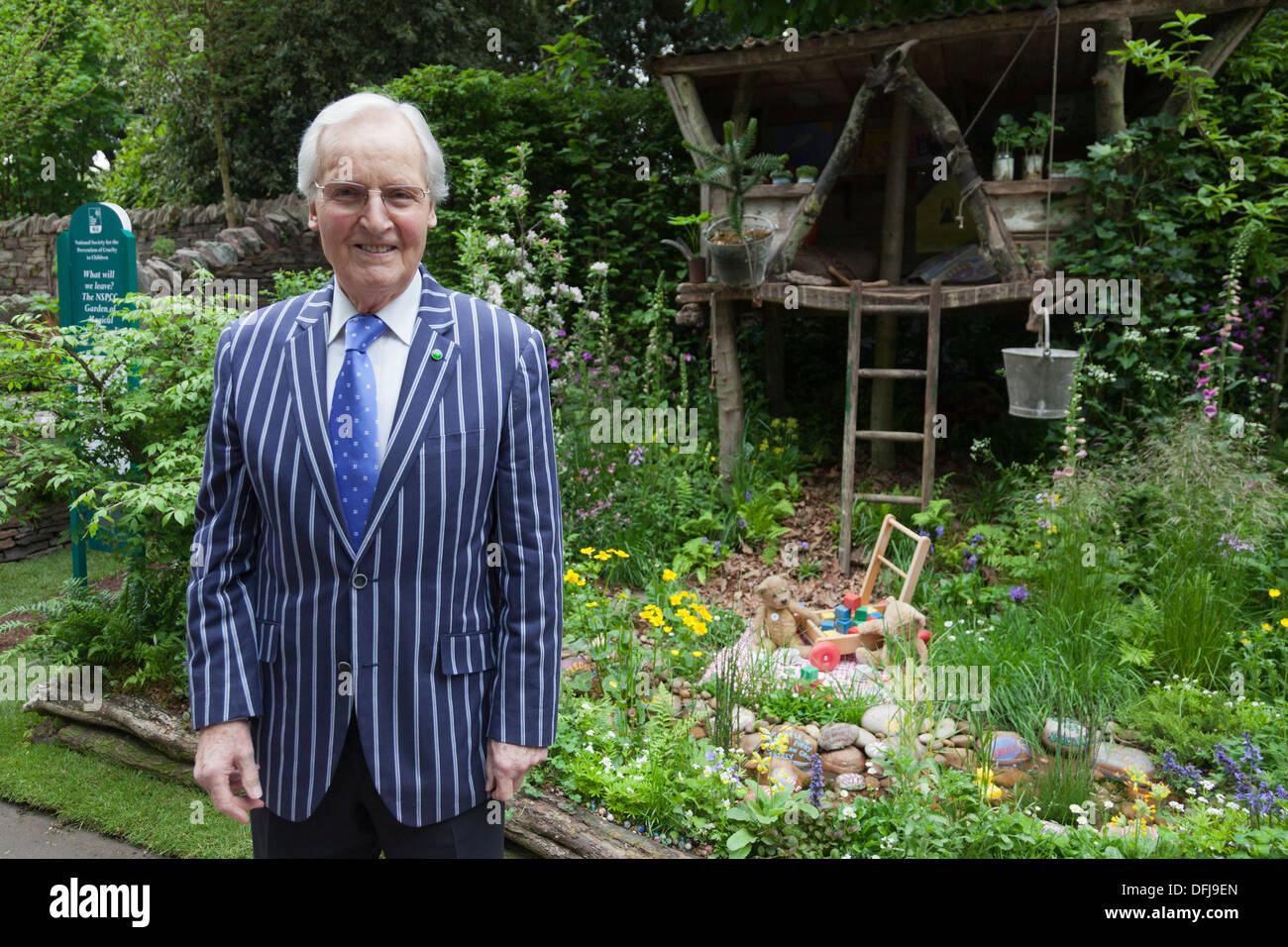 Nicholas Parsons at Chelsea Flower Show Foto Stock