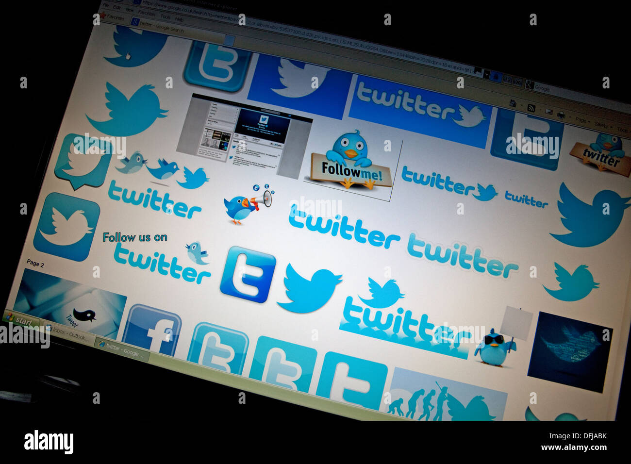 Twitter logo sullo schermo del computer, Londra Foto Stock