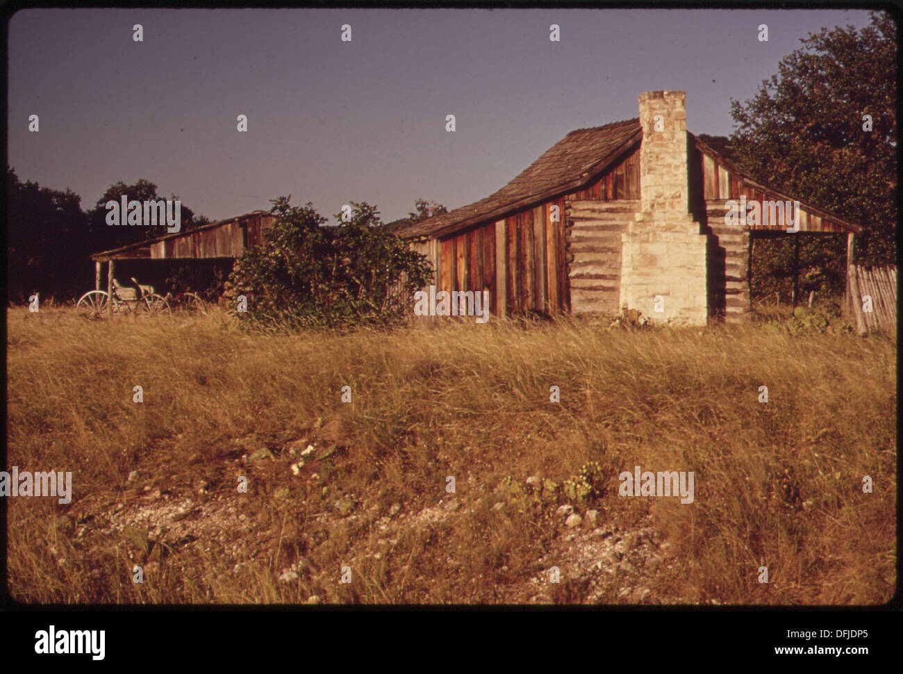 La prima scuola di Leakey, nota come Buzzard's Roost Schoolhouse, fu fondata nel 1879. Situato in Texas, è servito come base educativa per i primi coloni e bambini della zona. Foto Stock