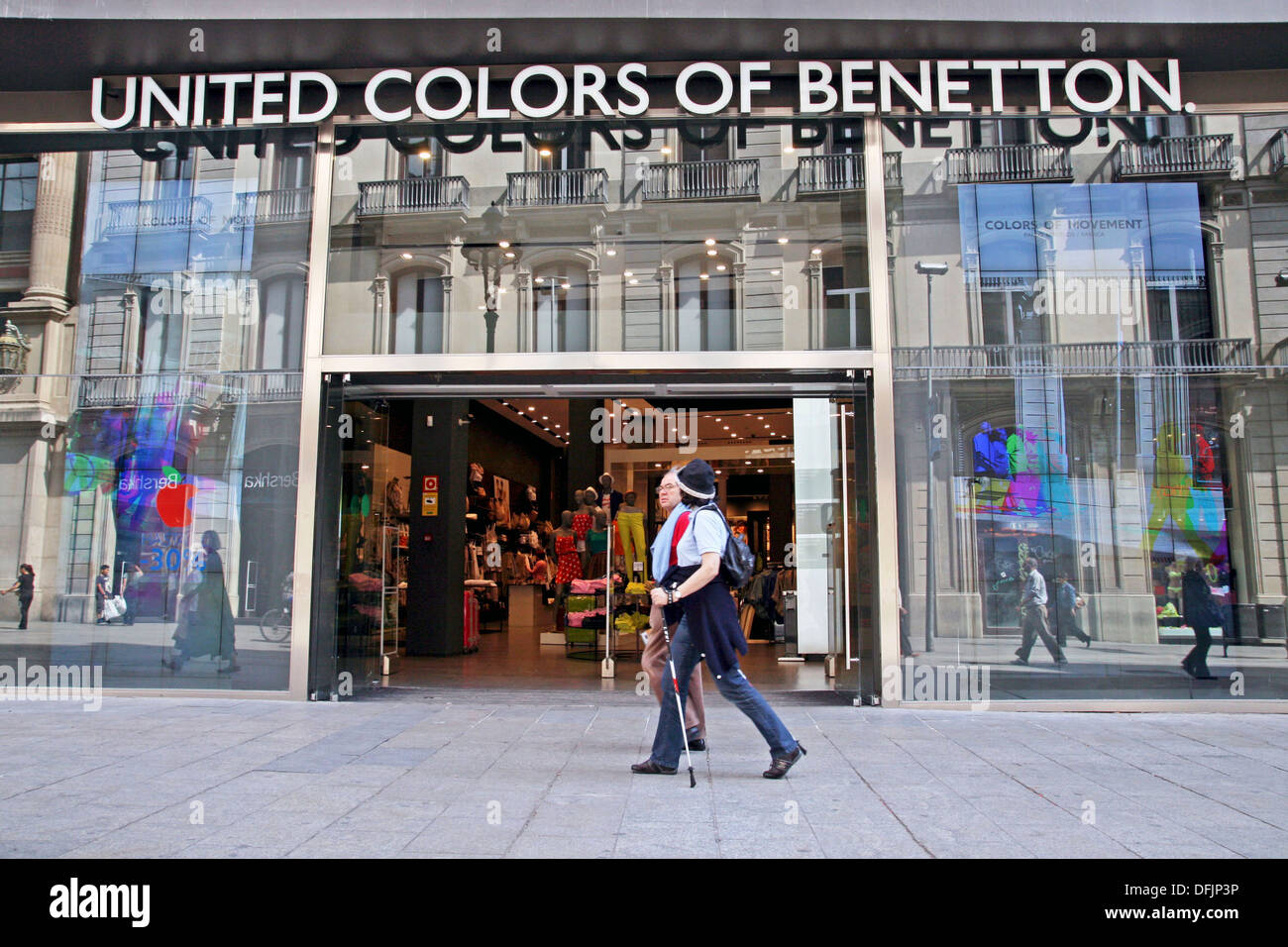 United Colors of Benetton, Portal de l'Angel, Barcellona, in Catalogna,  Spagna Foto stock - Alamy