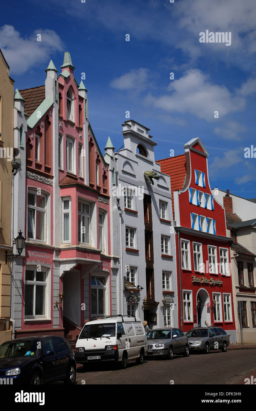 Wismar, case a timpano a Bohrstrasse, Mar Baltico, Meclemburgo Pomerania Occidentale, Germania Foto Stock