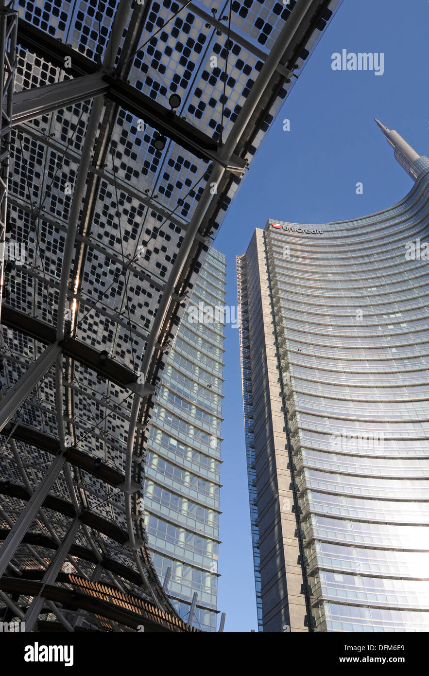 Italia Lombardia Milano Porta Nuova Garibaldi Torre progettata da Cesar Pelli Foto Stock