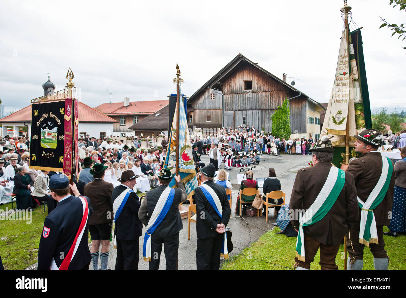 Cerimonia di battesimo di una campana, Antdorf, Baviera, Germania Foto Stock