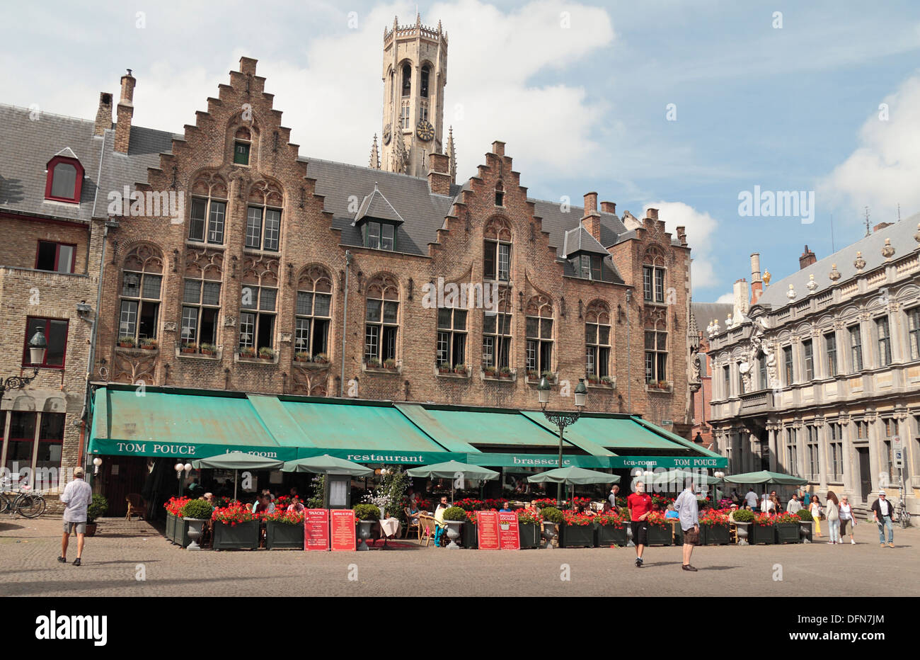 Il Tom Pouce ristorante e sale da tè nel centro storico di Bruges (Brugge), Fiandre Occidentali, Belgio. Foto Stock