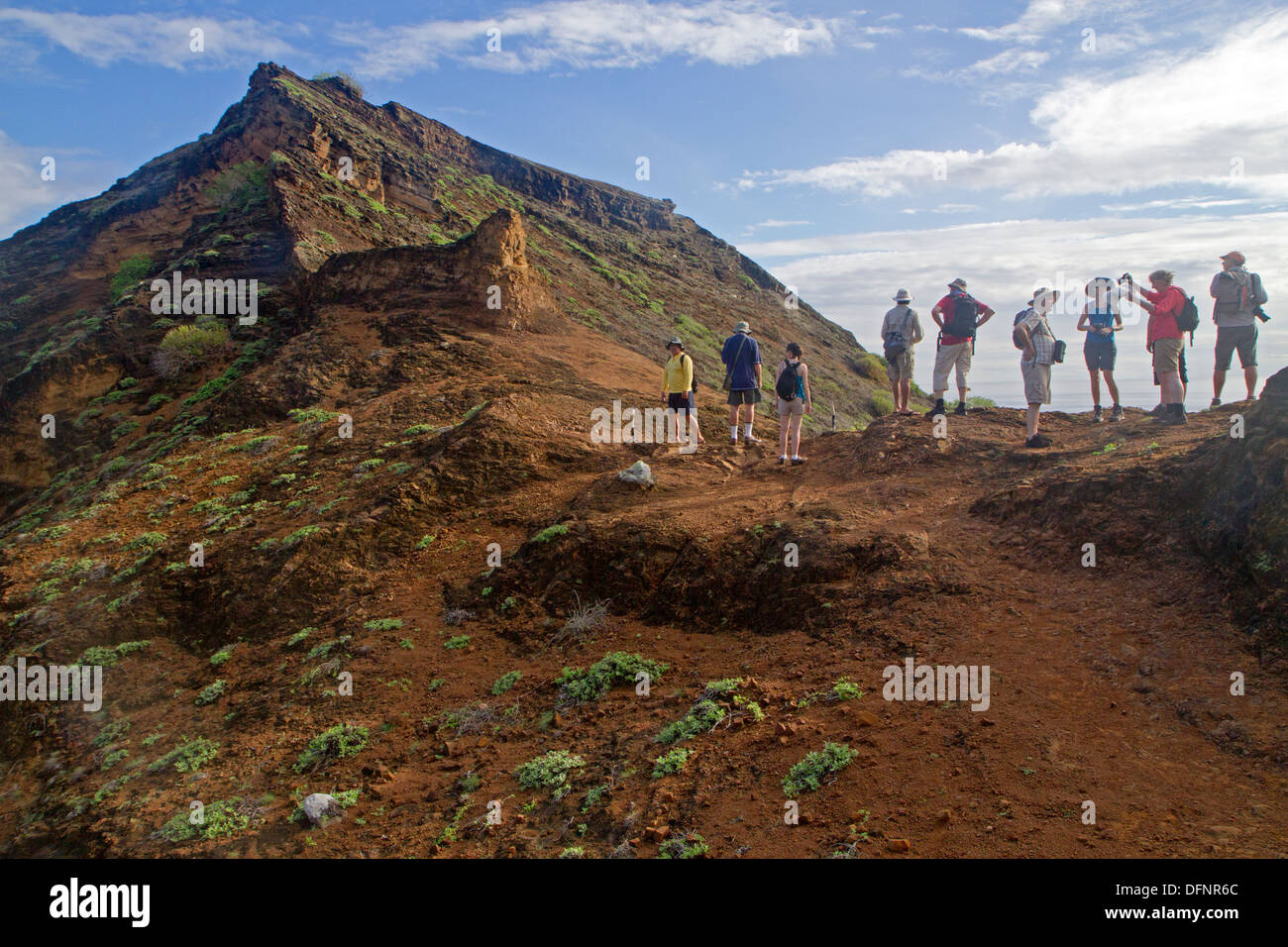 I visitatori a Punta Pitt, San Cristobal Island, Isole Galapagos Foto Stock