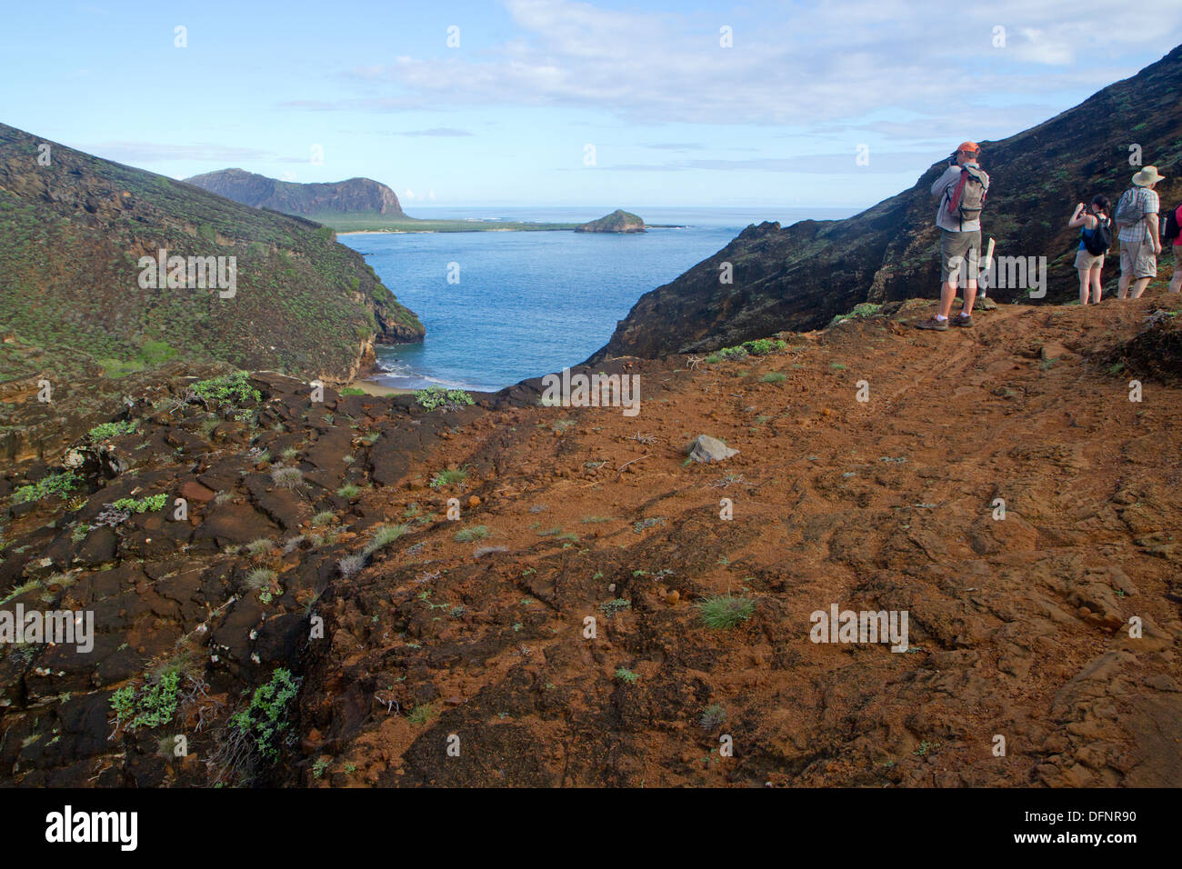 I visitatori a Punta Pitt, San Cristobal Island, Isole Galapagos Foto Stock